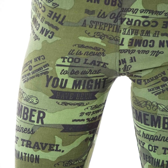 Casual camo leggings with words - Picture 2 of 2